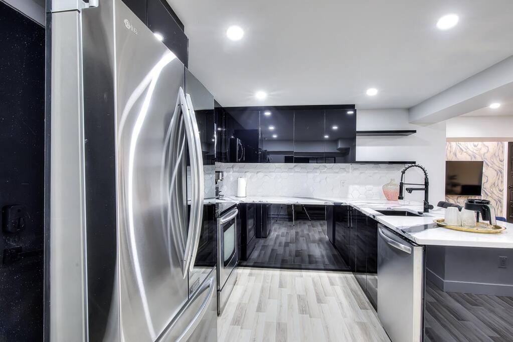 Ndg Dreams! New & Modern 3Br Easy City Life Montreal Exterior photo