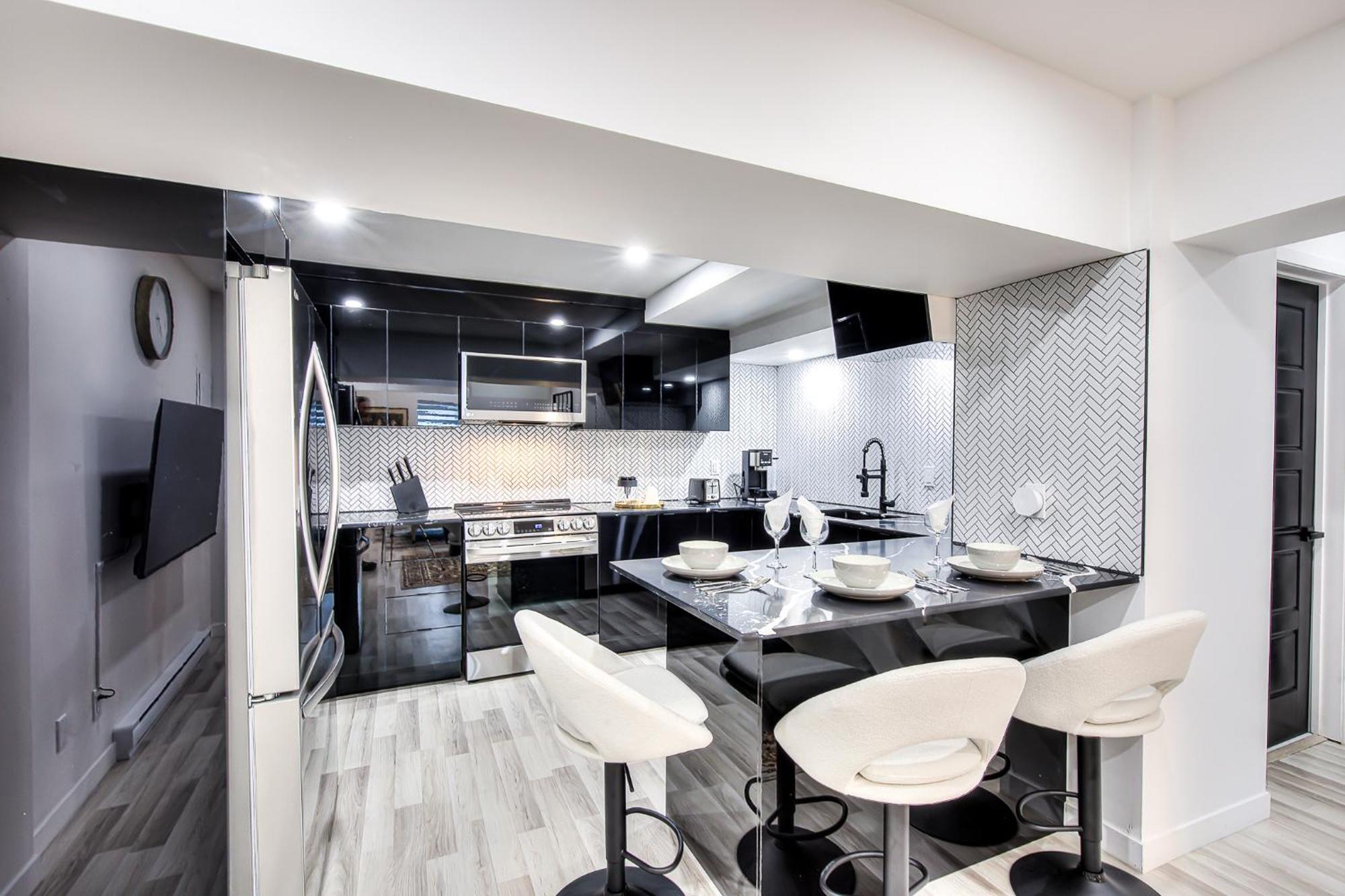 Ndg Dreams! New & Modern 3Br Easy City Life Montreal Exterior photo