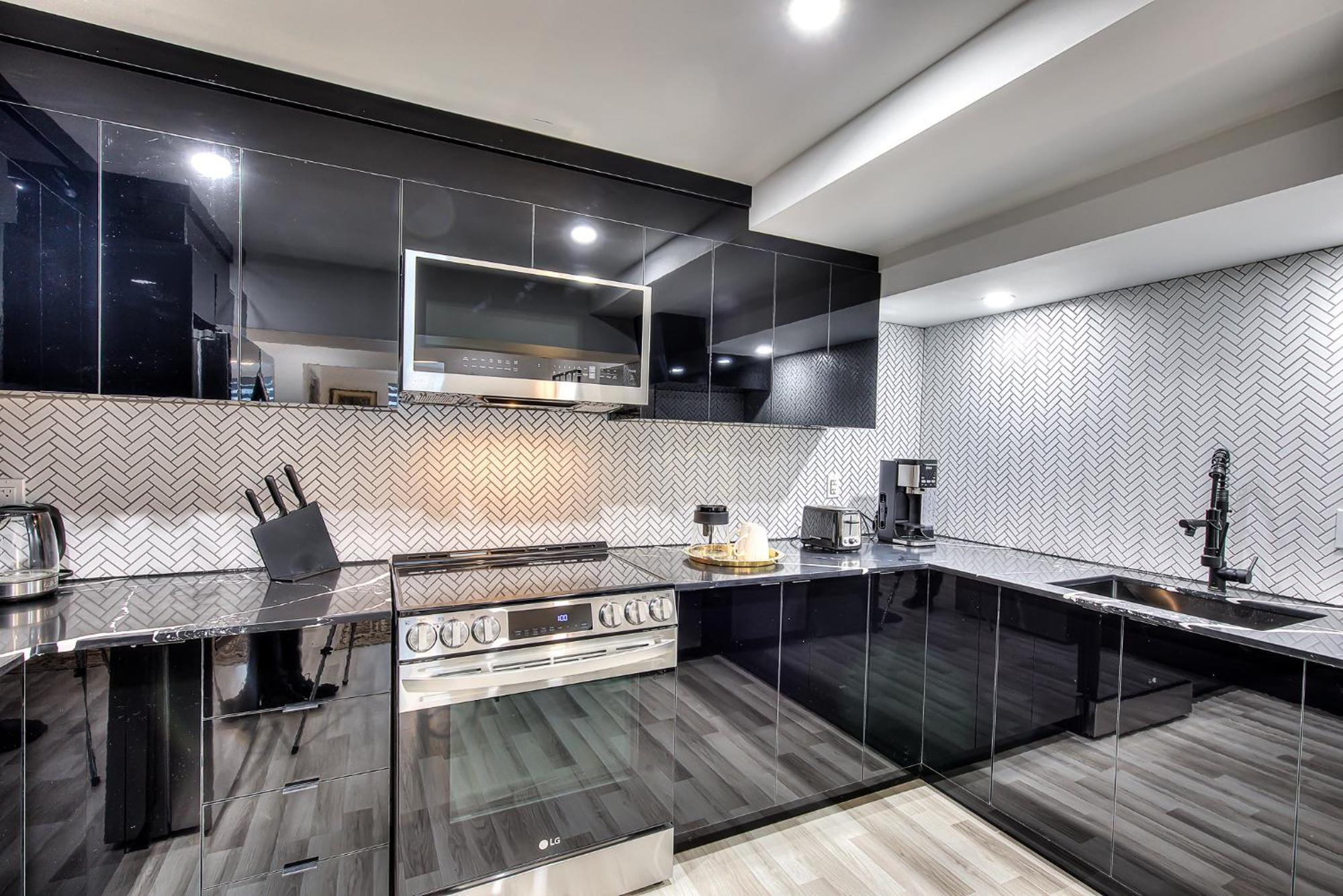 Ndg Dreams! New & Modern 3Br Easy City Life Montreal Exterior photo